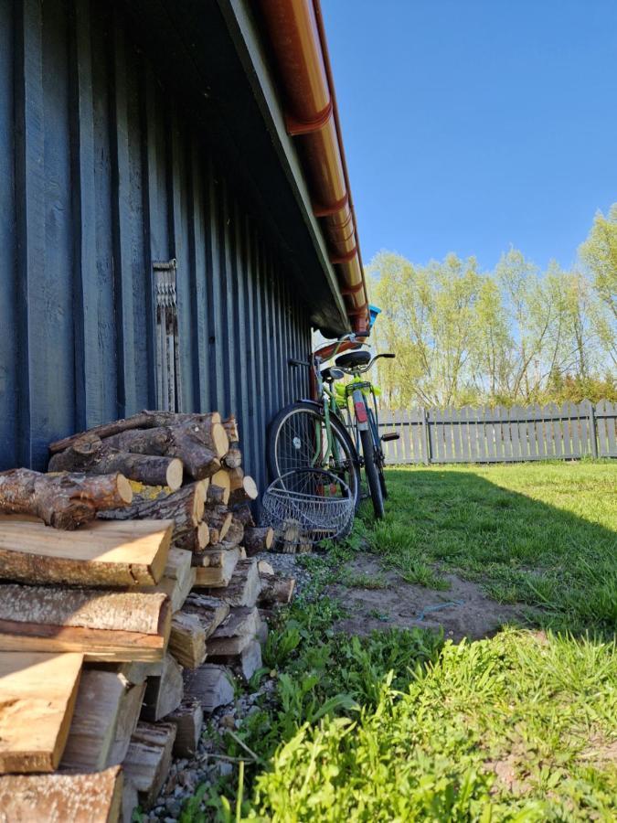 Pienine Apartamento Ventė Exterior foto