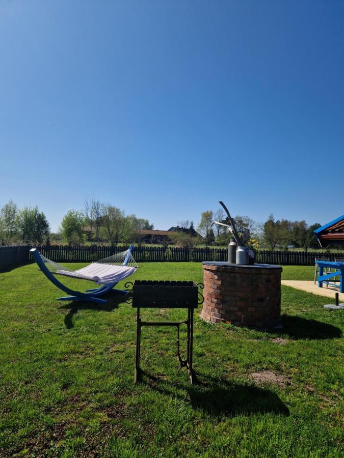 Pienine Apartamento Ventė Exterior foto